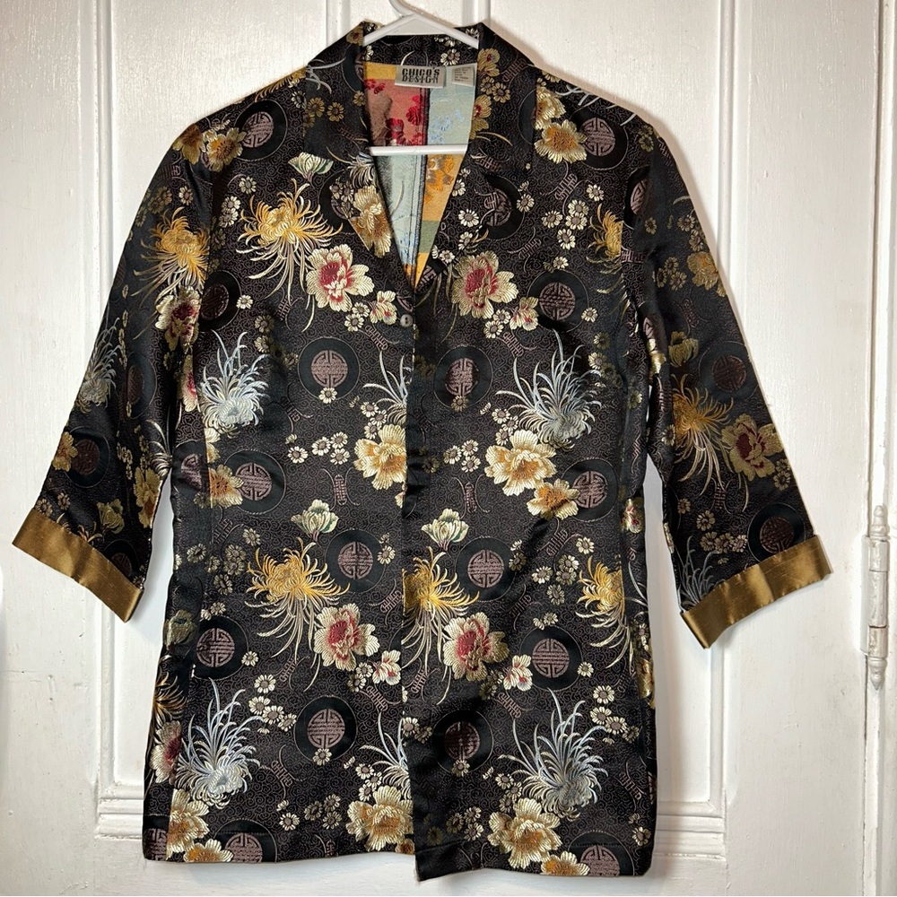 Chico’s Asian Inspired Silk Blend Floral Metallic Hidden Button Blazer